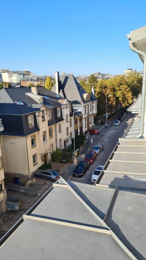 Top Floor Luxembourg City Studio With A Great View Appartement Buitenkant foto